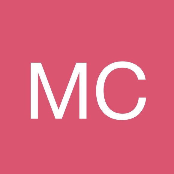 Meet your Posher, Marta - Picture 1 of 1